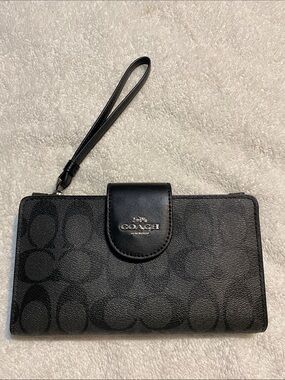 Coach Phone Wallet Wristlet